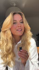 Nyt her fra🙏🏻 tak @JBLeurope 🧡🤯 #jblgarrixacademy @JBLAudio #artist  #jbl #foryou #denmark #fyp #scandinavia ##upcomingartist #viral #singer  #singtok #foru #singingtiktok #aboutme #dream