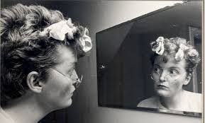 Trish Forde's Instagram, Twitter & Facebook