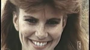 Kerri Downs's Instagram, Twitter & Facebook