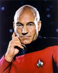 Do you think picard would make same choice as janeway and stay in delta  quadrant?