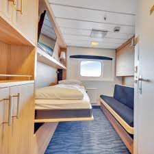 Det er foreløpig ikke kjent hva som skyldes innleggelsen. Cabins On Ms Kong Harald Iglu Cruise