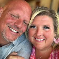 What are some ideas for hanging and storing towels near a pool or beach?