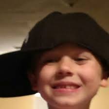 Dani Vargo (@ilovebracken)