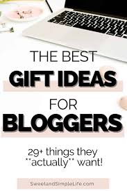 Whether you're looking for gift ideas and inspiration or just want to see hilarious videos of people receiving our exploding cards, it's on the boomf blog. Top 10 Gift Ideas For Bloggers From The Wish Lists Of Real Bloggers