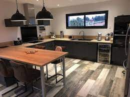 cuisine grise et bois ambiance vintage cuisine grise et bois deco cuisine grise separation cuisine salon