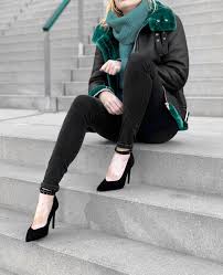 Chic And Comfortable High Heels Thanks To Medical Expertise And Classy Design Jana Influencer T In 2020 Comfortable High Heels Classy Designs High Heel Shoes