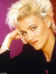 МАРИ ФРЕДРИКССОН — шведская певица, композитор, автор песен, пианистка,  художница. Родилась 30 мая 1958 года в местечке Эсшё на юге Швеции. Умерла  9 декабря 2019 года в возрасте 61 года. Музыкальная карьера *