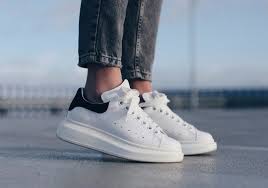 Black And White Alexander Mcqueen Sneakers Alexander Mcqueen Oversized Sneakers Review Alexander Mcqueen Oversized Sneakers Mcqueen Sneakers Sneakers Men Fashion