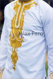 La tunique en grande taille est une pièce incontournable de votre penderie. Tunique Brodee Menelick Homme Par Wax Faro Chemises Manches Longues H Afrikrea