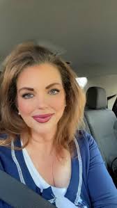 Lisa Eanes Williams (@leelee8310) • Instagram photos and videos