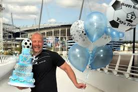 Birthday boy Yaya Toure receives SMASHING cake to make up for last year's  flop - Manchester Evening News