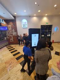 Taco bell te ofrece una variedad de productos y ahora puedes ordenar más rápido y fácil. Taco Bell BÄƒneasa Te ForÈ›eazÄƒ SÄƒ Comanzi Doar La InfochioÈ™curi È™i Nu Merge Deloc Bine Nwradu Blog