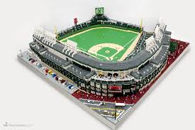 A mini wrigley field custom lego set that is the perfect gift for the cubs fan in your life! Art With Lego Bricks Wrigley Field Wrigley Field Lego Art Cool Lego Creations