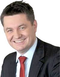 Instructors with expertise in business and law