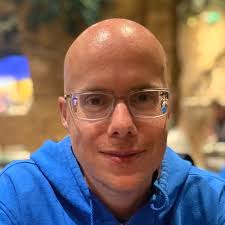 Johan Spies op LinkedIn: Met succes mijn scriptie verdedigd ik mag me nu  veiligheidskundige…