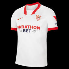 La equipación del sevilla fc es camiseta blanca con algunas pequeños puntos en rojo, como cuello o borde de las mangas y pantalones también blancos, solo contrastados por las medias negras. Fc Sevilla Herren Fussballtrikot Nike Be