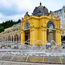 Marienbad (tschechisch mariánské lázně ist eine stadt im okres cheb des karlovarský kraj im westlichen tschechien. Top Sehenswurdigkeiten Karlsbad Und Marienbad Marienbad Karlsbad Reisen Deutschland