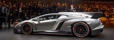 Kereta ini di reka oleh gabungan pereka2 kereta rollroyce dan pereka kereta porsche dan hasilny. Lamborghini Veneno Hanya 3 Unit Sahaja Dikeluarkan Malaysialeaks Blog