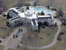 The reason why i'm believing in it so much is because they are filming at my estate in atlanta, ross said. Man Who Police Chased To Rick Ross House Dies In Custody