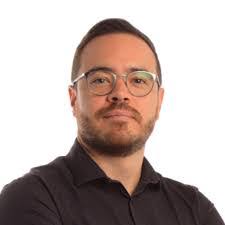 Carlos Bastidas's Instagram, Twitter & Facebook