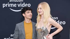 The jonas brothers are an american pop rock band. Jonas Brothers Wives Cutest Photos See The Couples Adorable Pda Hollywood Life