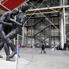 Zidane explains the reason of the headbutt, and what materazzi said to him. Zinedine Zidane Headbutt Statue Unveiled In Paris