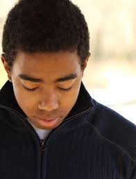 Comba ng Human Trafficking by Listening to the Experiences, Challenges, and  Recommenda ons of Frontline Workers and Those with L