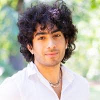 600+ "'hendrickson" profiles