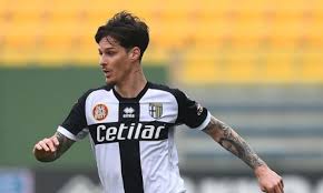 Secondo rinforzo regalato a mister d'aversa dopo andrea conti, arriva dalla fcsb (la vecchia steaua bucarest) per 13. Cwgena6cqq2ccm