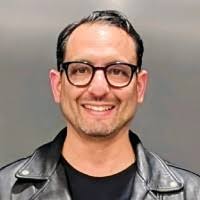 20+ perfiles de «Nashed»