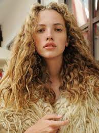 5 Hair Products That Will Give You Gorgeous Locks Society19 Uk Hair Styles Curly Hair Styles Naturally Curly Hair Styles