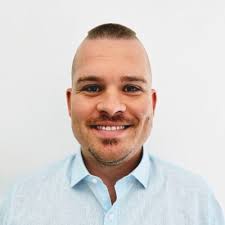 I hear this question a lot: "Will Junior Developers even exist in 3 years?"  There's a lot of fear that AI will kill entry-level roles. If an LLM can  write code, why