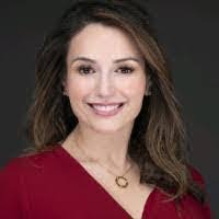 Lauren Lesch's Instagram, Twitter & Facebook