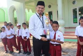 Aku tahu bea siswa ini merupakan obsesinya sejak lama. Siswa Sd Juara Jadi Top Scorer Piala Wali Kota Pekanbaru Republika Online