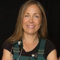 Michelle Oakley's Instagram, Twitter & Facebook