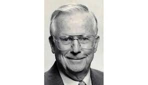 WILLIAM HOLDEN Obituary (1928