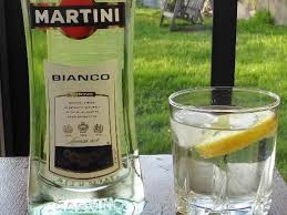 Bebe Des Neiges Cocktail Martini Blanc Recette Cocktail Martini Blanc Martini Blanc Martini
