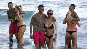 Sin embargo, en las redes sociales se filtró una imagen que la muestra al natural, sin retoques fotográficos, y se ve un cuerpo muy distinto a la imagen a la que nos tiene acostumbrados. Cadena 3 Argentina ×'×˜×•×•×™×˜×¨ Sin Photoshop Las Imagenes De Wanda Nara Al Natural En Las Playas De Ibiza Https T Co 8imx8arhya