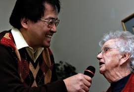 Singing doctor raises spirits at local nursing homes