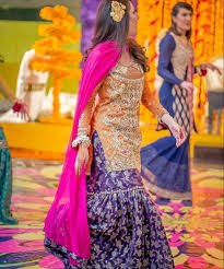 Mehndi Dress Fancy Dress Design Pakistani Bridal Dresses Fashion Dress Party