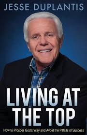 Jesse duplantis height 6 feet 7 inches (approx) & weight 136 lbs (61.6 kg) (approx.). Living At The Top How To Prosper God S Way And Avoid The Pitfalls Of Success Jesse Duplantis 9781680310948 Amazon Com Books