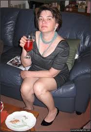 Bizarre Femmes Matures Nues Dans