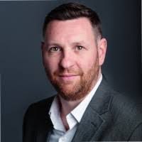 Denise Stroh's Instagram, Twitter & Facebook