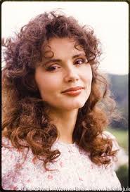 Geena's father was a civil engineer and church deacon; Pin Auf Beetlejuice