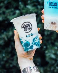 Punggol plaza is located near to punggol mrt (ne17) mrt stations. The Whale Tea ç‰ç'ƒé¯¨ Lot One City Square Mall Eclectic Blue Coloured Bubble Tea From Nanjing China Now In Singapore Chue On It