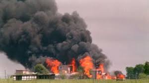 Le film raconte l'histoire du marquis de grillo est un homme facile à vivre, intelligent et qui aime les femmes. Usa Il Y A 25 Ans La Secte Des Davidiens Perissaient Dans L Incendie De Leur Ferme A Waco Au Texas