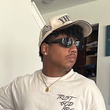 Give us some comps 👇