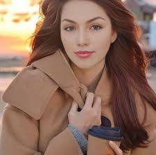 Janet Caban's Instagram, Twitter & Facebook