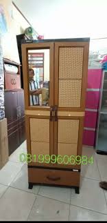 Harga lemari plastik gantungan napolly, lemari plastik gantungan 3 pintu, lemari plastik gantungan jumbo, lemari plastik khusus baju gantung, lemari plastik napolly ada yang. Gambar Lemari Plastik Yang Ada Gantungannya