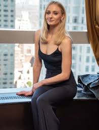 Sophie Turner - Porn Videos \u0026 Photos - EroMe